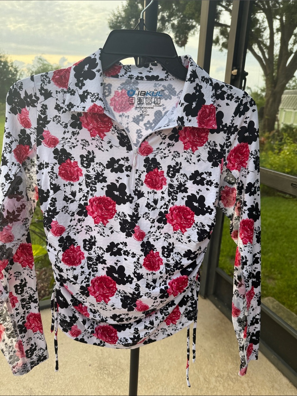 IBKUL White Floral Half-Zip Long Sleeve Tee with Pink & Black Roses
